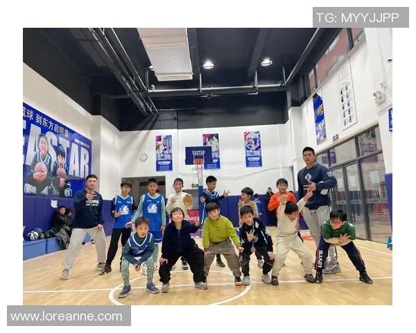 打篮球与跑步的完美结合如何提升你的运动能力与健康水平 打篮球与跑步的完美结合如何提升你的运动能力与健康水平